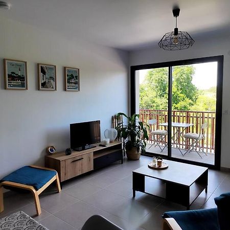 Location De Vacances A Andernos - Appartement 2 Chambres Dans Residence Neuve מראה חיצוני תמונה