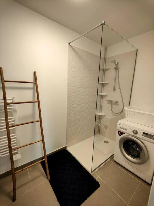 Location De Vacances A Andernos - Appartement 2 Chambres Dans Residence Neuve מראה חיצוני תמונה